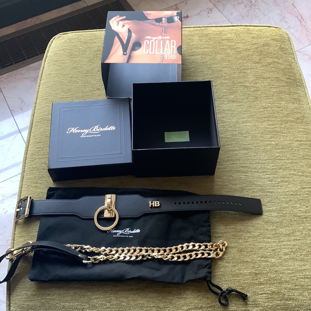 HONEY BIRDETTE 💋💋FASHION FETISH
LEATHER COLLAR - Picture 9 of 15
